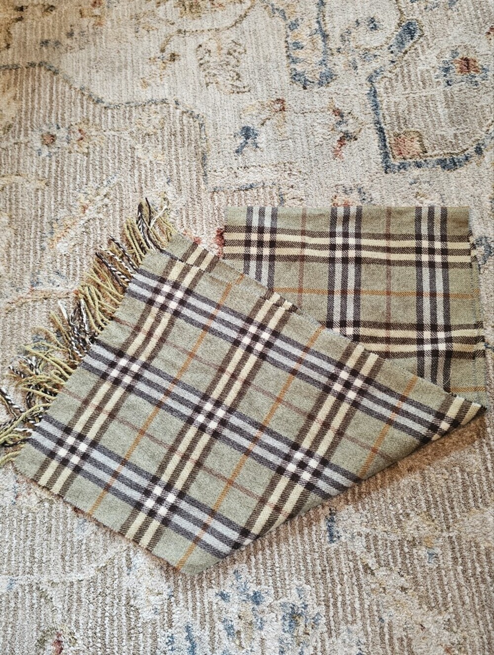 Burberrys Of London Cashmere Scarf. Olive Green And Brown. Sz 12 X 53